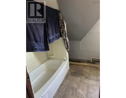 Laundry room - 33 Foundry Street, Glace Bay, NS B1A2X3 Photo 8