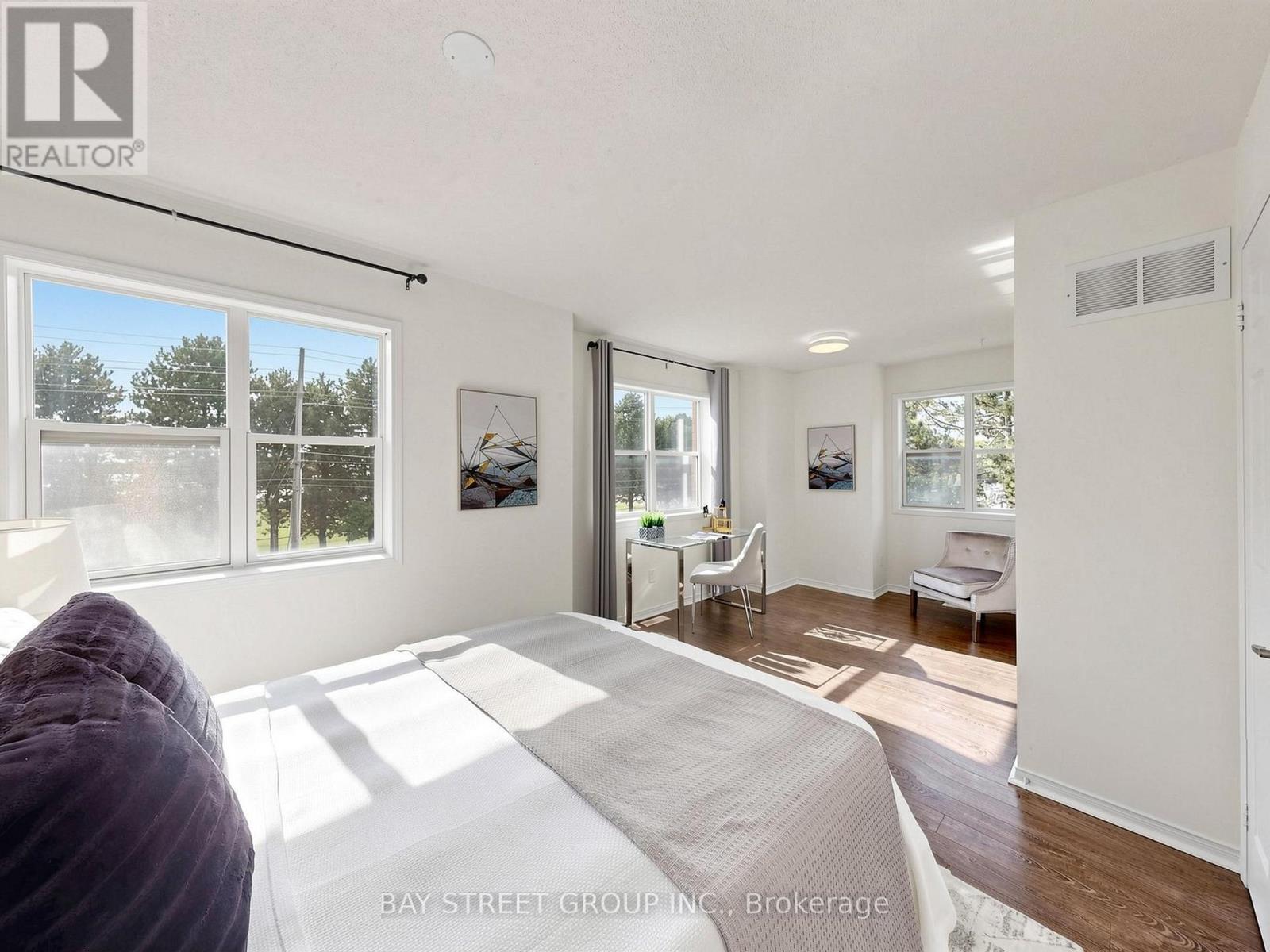 1 MAPLE PARK WAY - 31