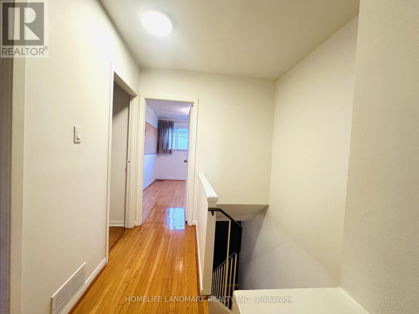 136- 15 Esterbrooke Avenue, Toronto, ON photo 15
