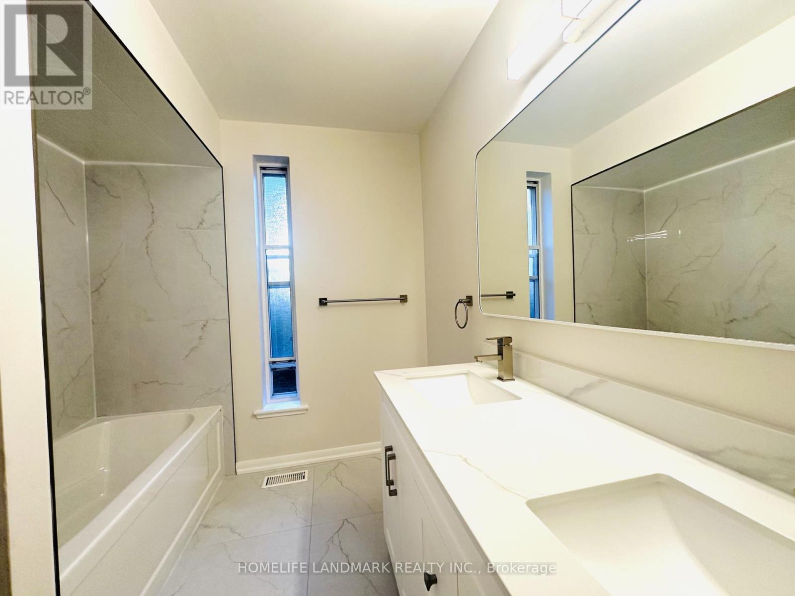 136- 15 Esterbrooke Avenue, Toronto, ON photo 18