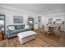 301 33160 Plaxton Crescent, Abbotsford, BC V2Y3J6 Photo 11