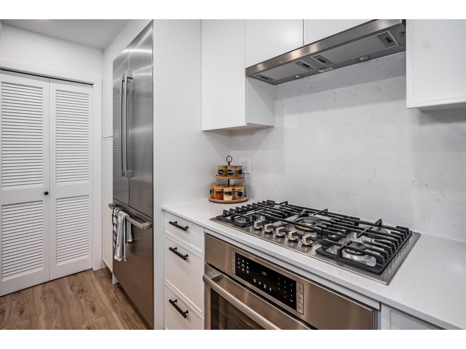 301 33160 PLAXTON CRESCENT, Abbotsford - Image 1