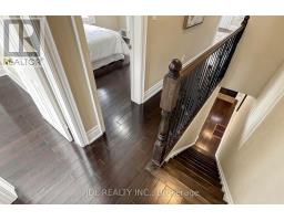 831 Pape Avenue, Toronto, ON M4K3T4 Photo 16