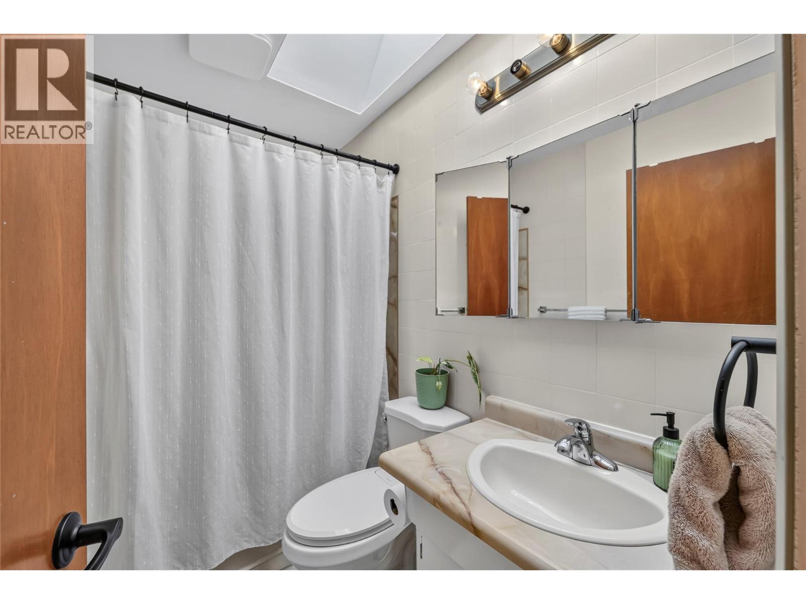 1270 Heustis Drive - 23