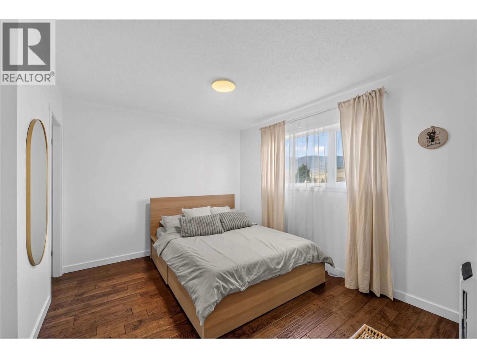 1270 Heustis Drive - 25