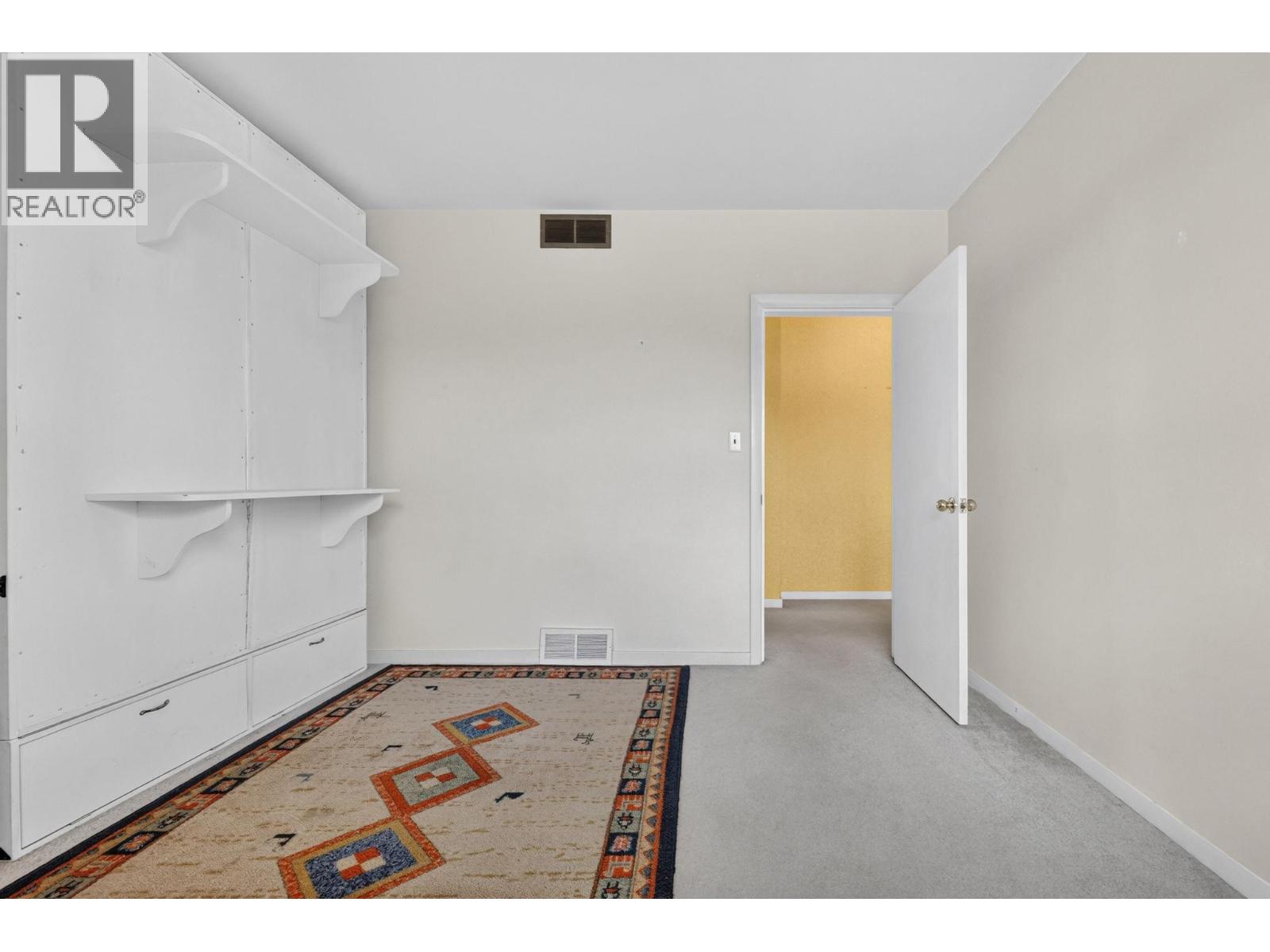 879 Trench Court - 18