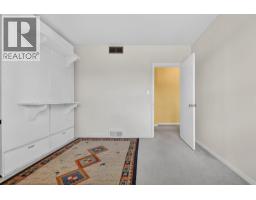 879 Trench Court, Kelowna, BC V1Y8H3 Photo 18