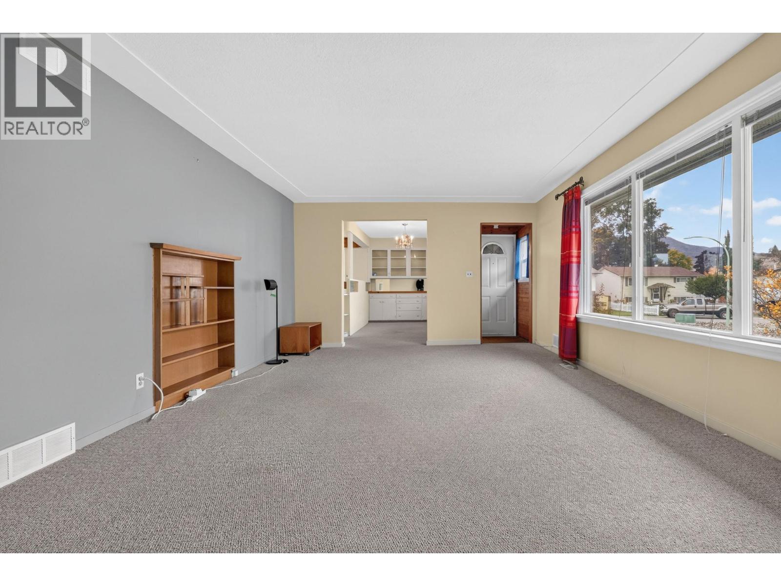 879 Trench Court, Kelowna - Image 1