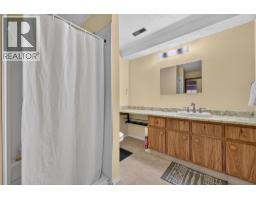 879 Trench Court, Kelowna, BC V1Y8H3 Photo 29