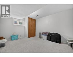 879 Trench Court, Kelowna, BC V1Y8H3 Photo 21