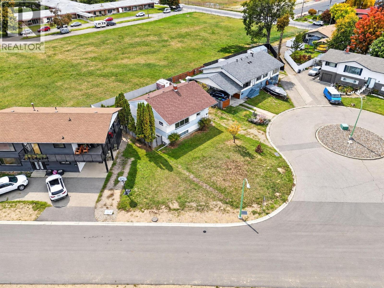 879 Trench Court - 36