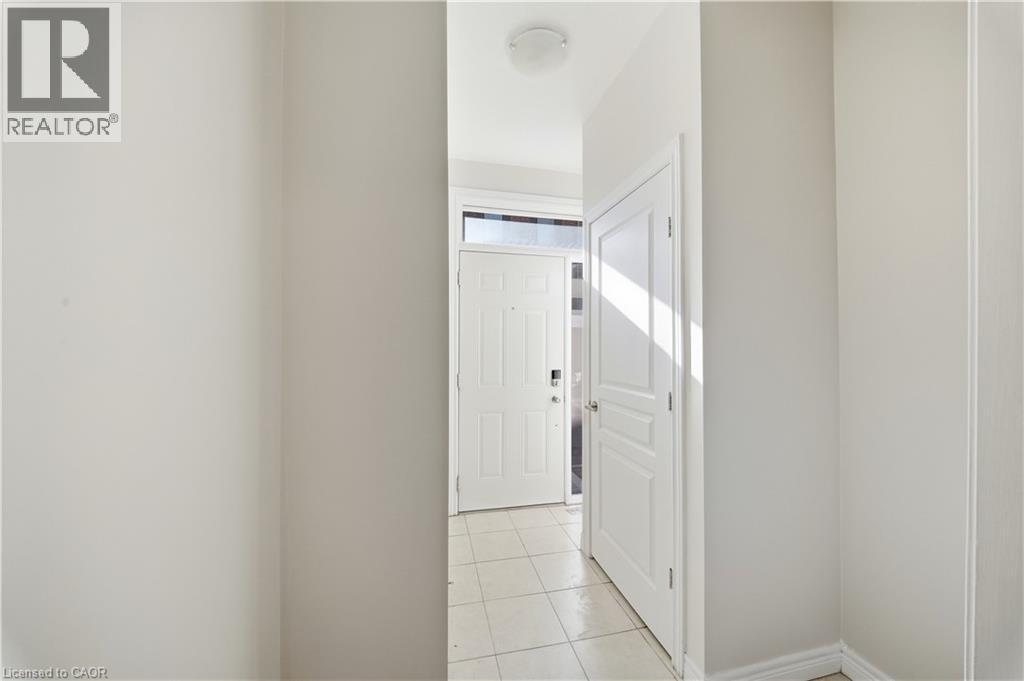 2 Whitehaven Lane — photo 2