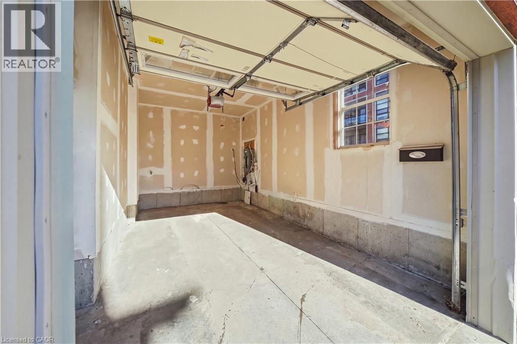 2 Whitehaven Lane — photo 33
