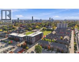 2 Whitehaven Lane, Kitchener, ON N2H0B3 Photo 39