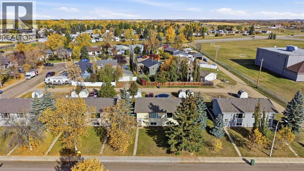 Listing photo – 5008 63 Avenue, Ponoka