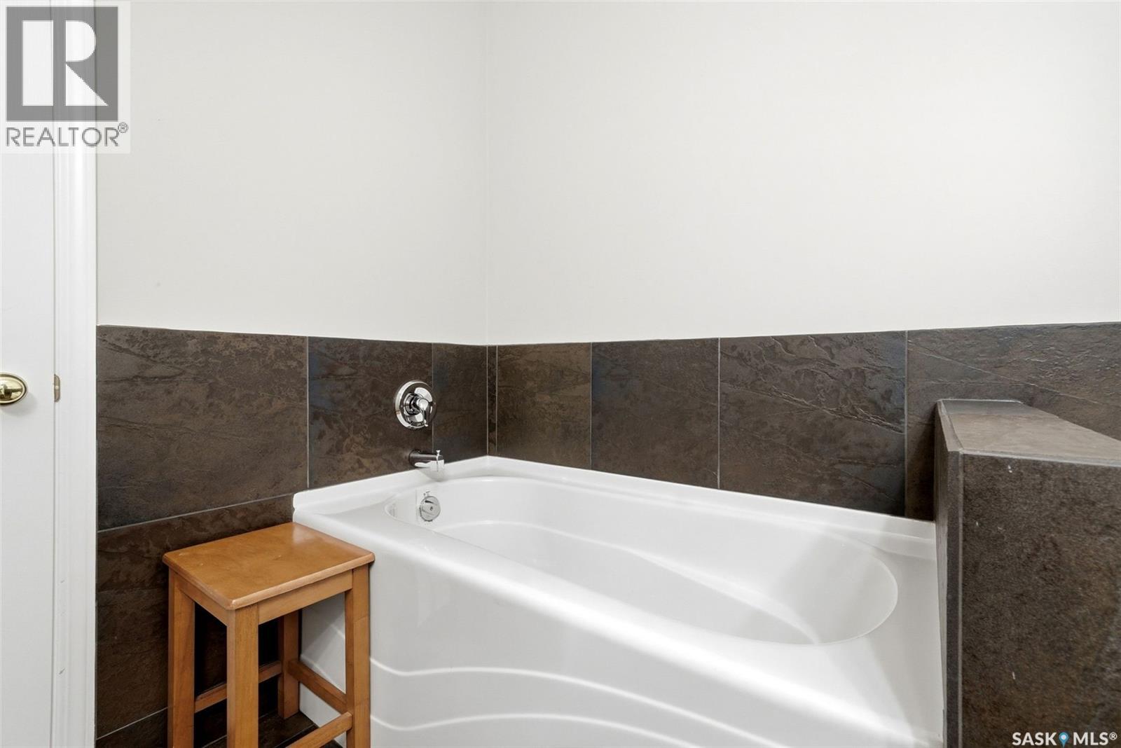 1203 1901 Victoria AVENUE, Regina — photo 17