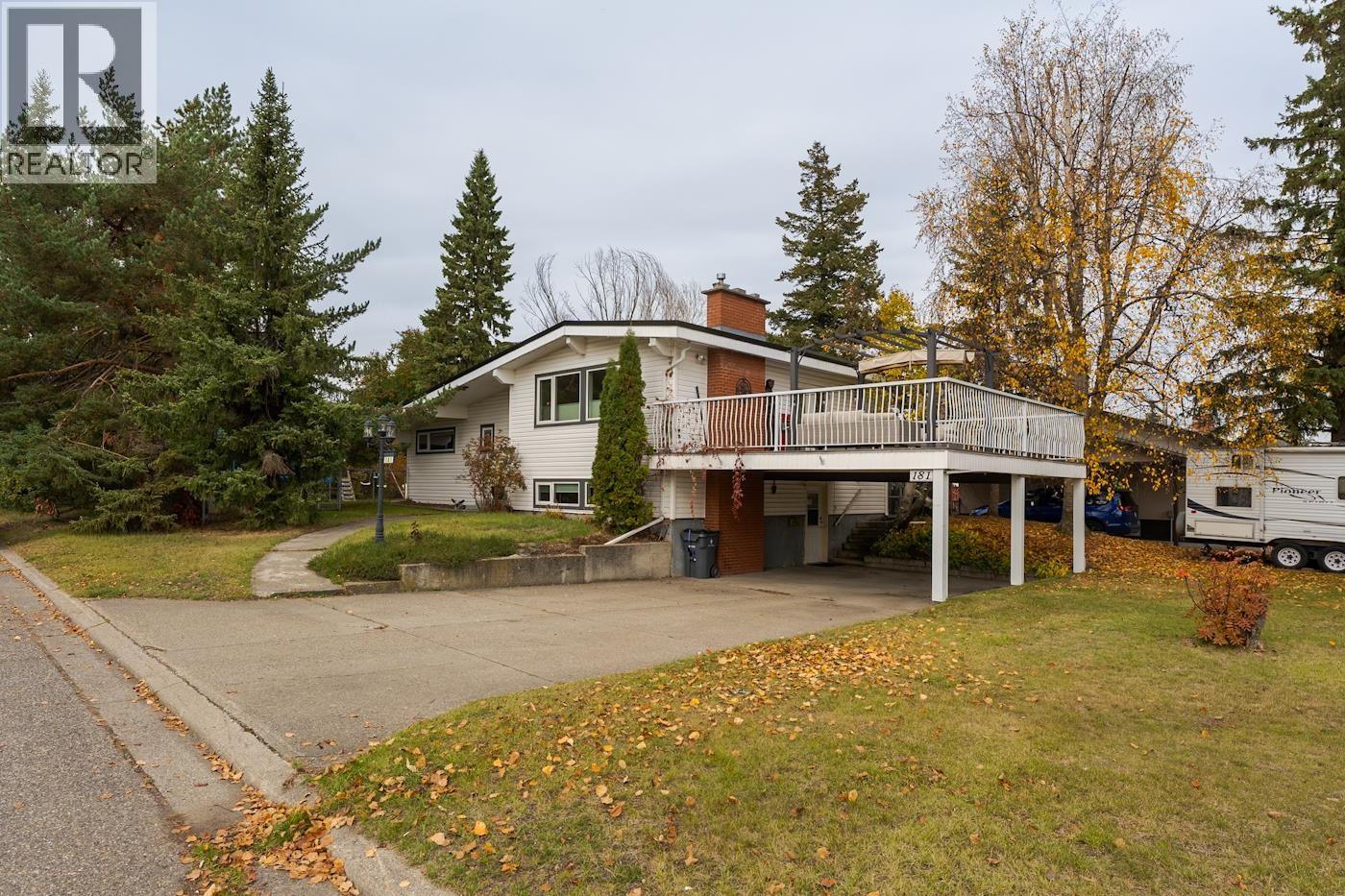 181 GORDON CRESCENT - 3