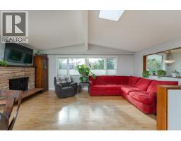 Foyer - 181 Gordon Crescent, Prince George, BC V2M4R2 Photo 7