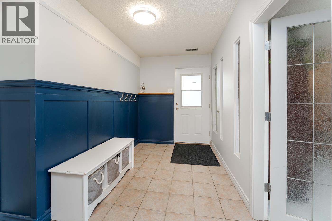 181 GORDON CRESCENT - 29