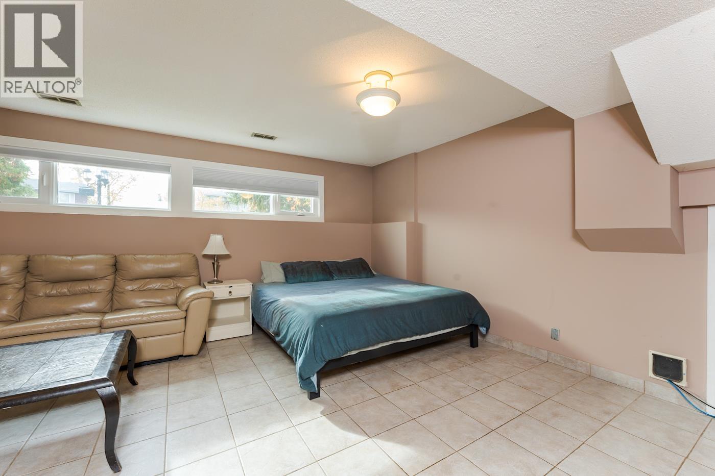 181 GORDON CRESCENT - 26