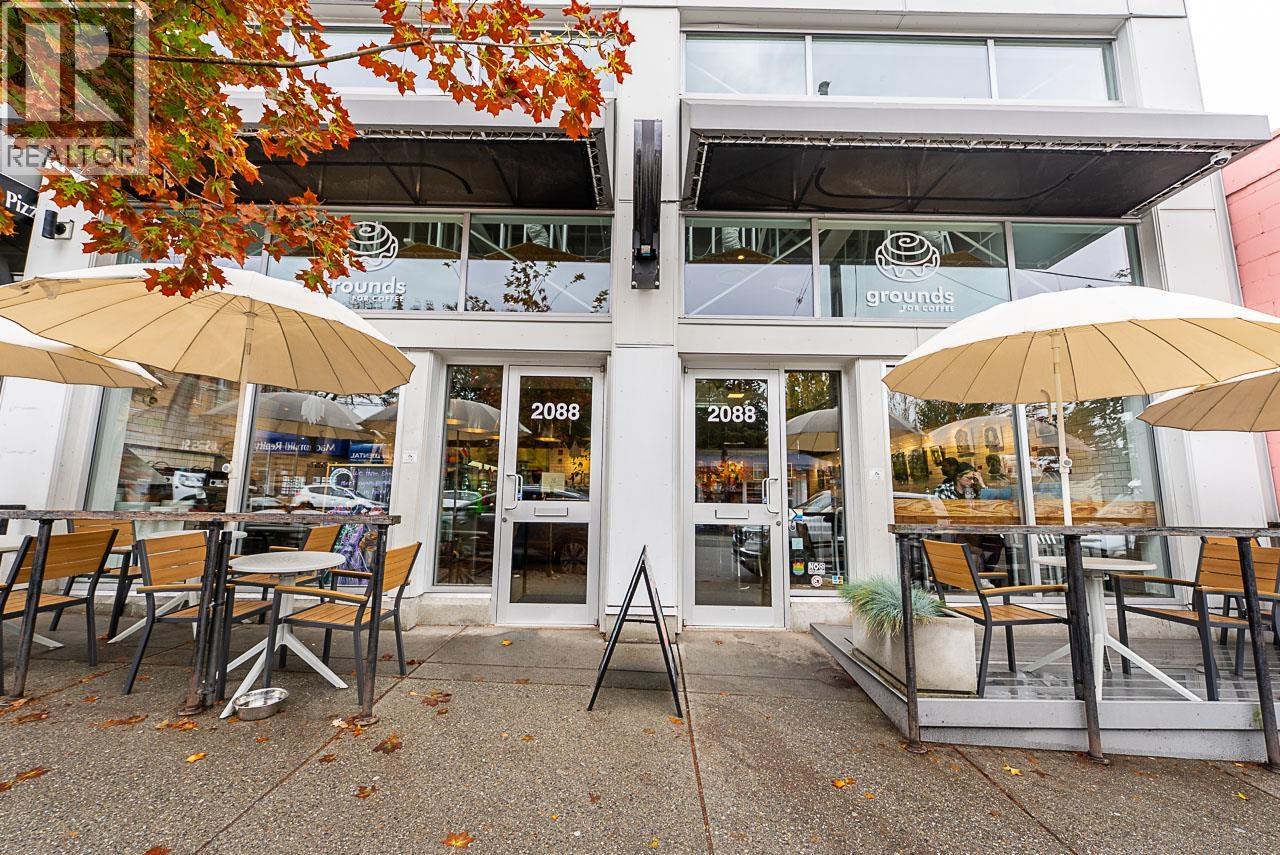 409 1688 E 4TH AVENUE, Vancouver - Image 1