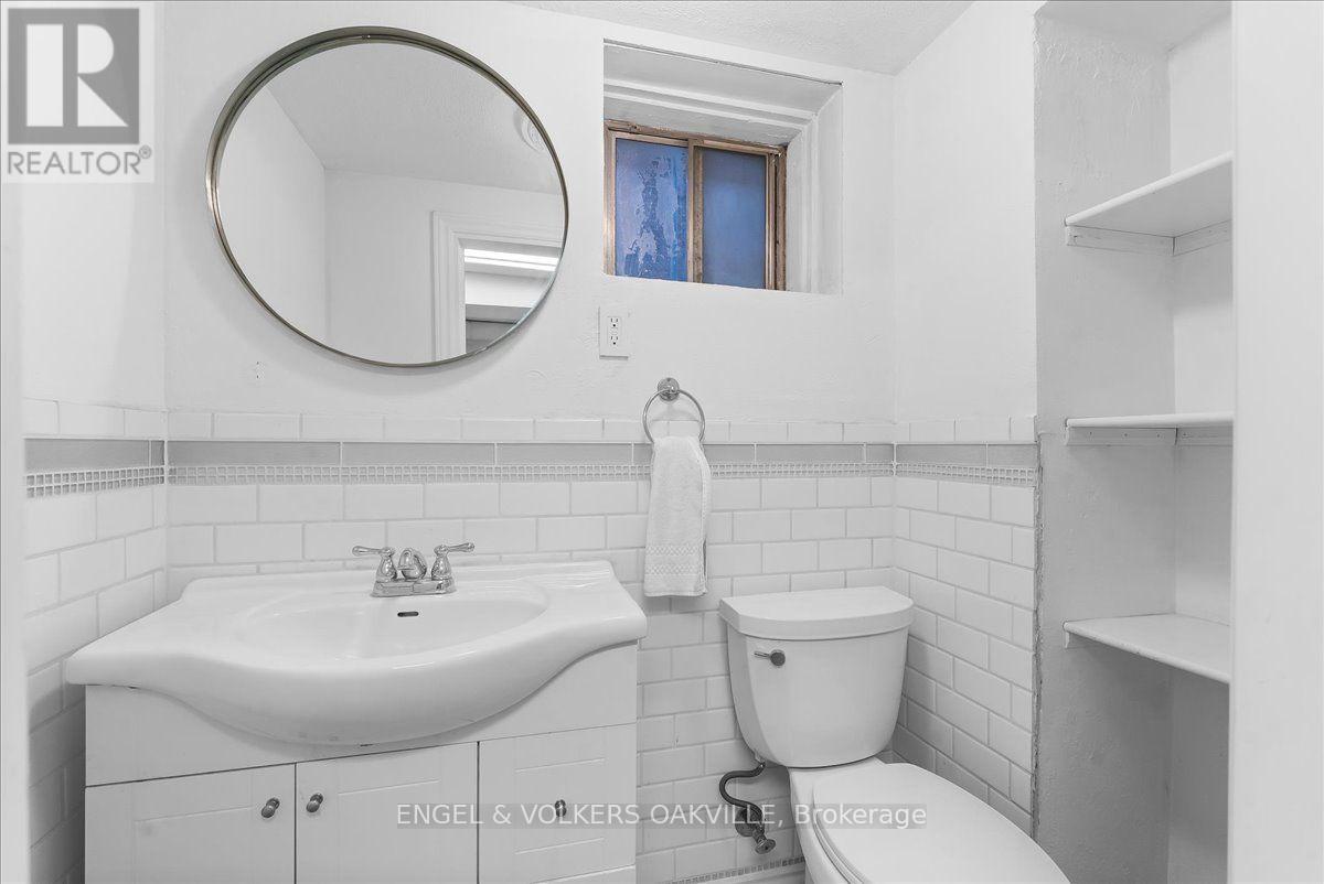 351 Renforth Drive — photo 34