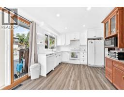 6803 Dalmeny Gate NW - photo 8