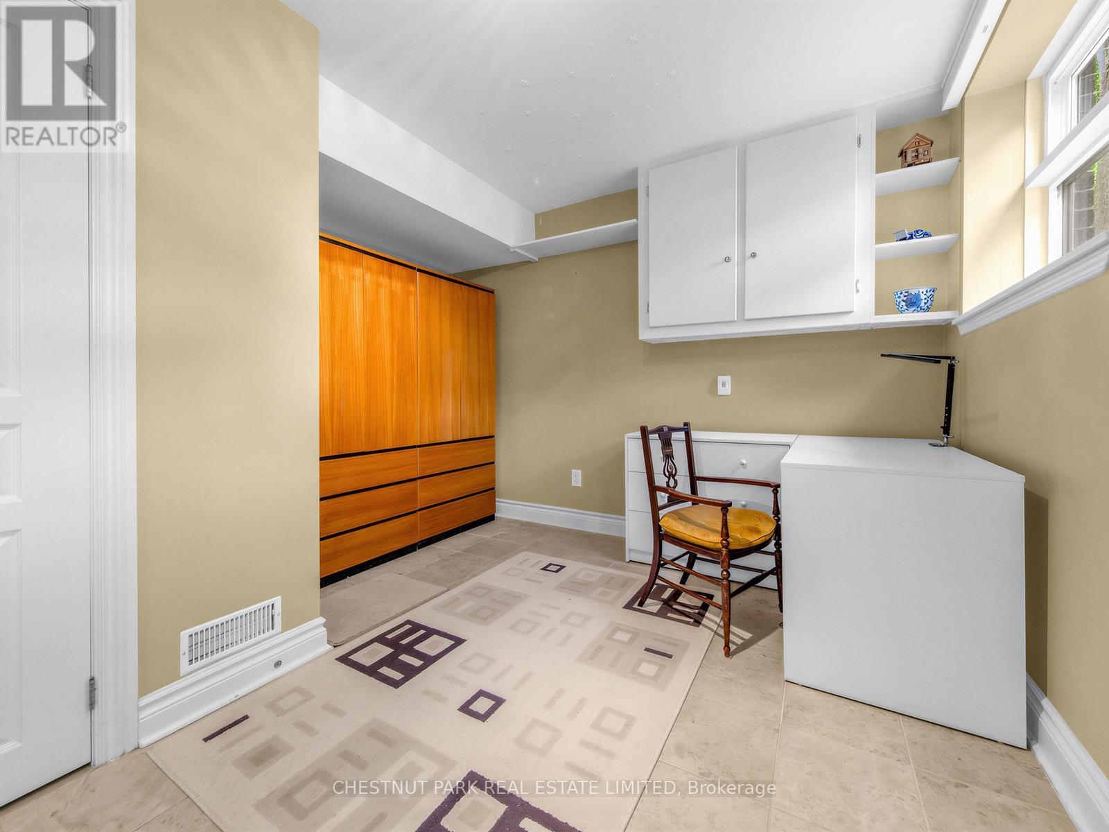 25 Clarendon Avenue — photo 35