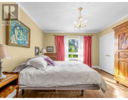 25 Clarendon Avenue, Toronto, ON M4V1H8 Photo 18