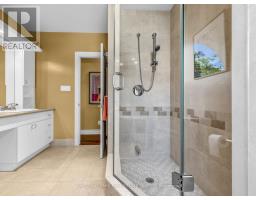 25 Clarendon Avenue, Toronto, ON M4V1H8 Photo 24