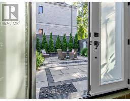 25 Clarendon Avenue, Toronto, ON M4V1H8 Photo 30