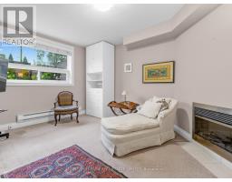 25 Clarendon Avenue, Toronto, ON M4V1H8 Photo 32
