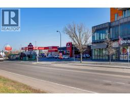 304, 20 Brentwood Common NW - photo 43