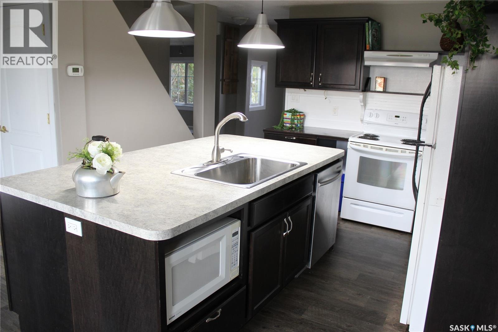 102 Mainprize STREET - 11