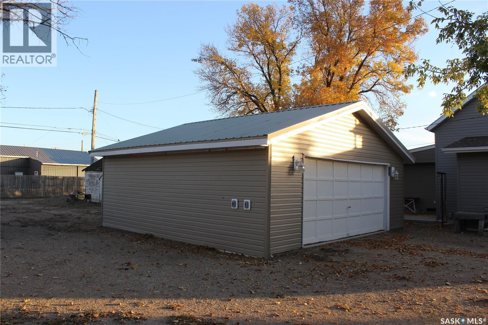 102 Mainprize STREET - 27
