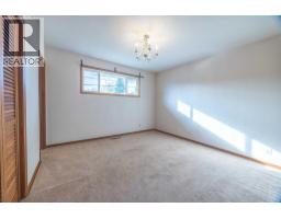 Bedroom - 53 Kentish Drive Sw, Calgary, AB T2V2L4 Photo 13
