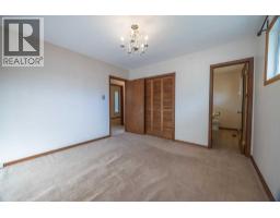 3pc Bathroom - 53 Kentish Drive Sw, Calgary, AB T2V2L4 Photo 14
