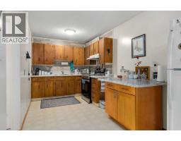 309 44 Street SE - photo 11
