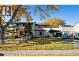 309 44 Street SE - photo 3