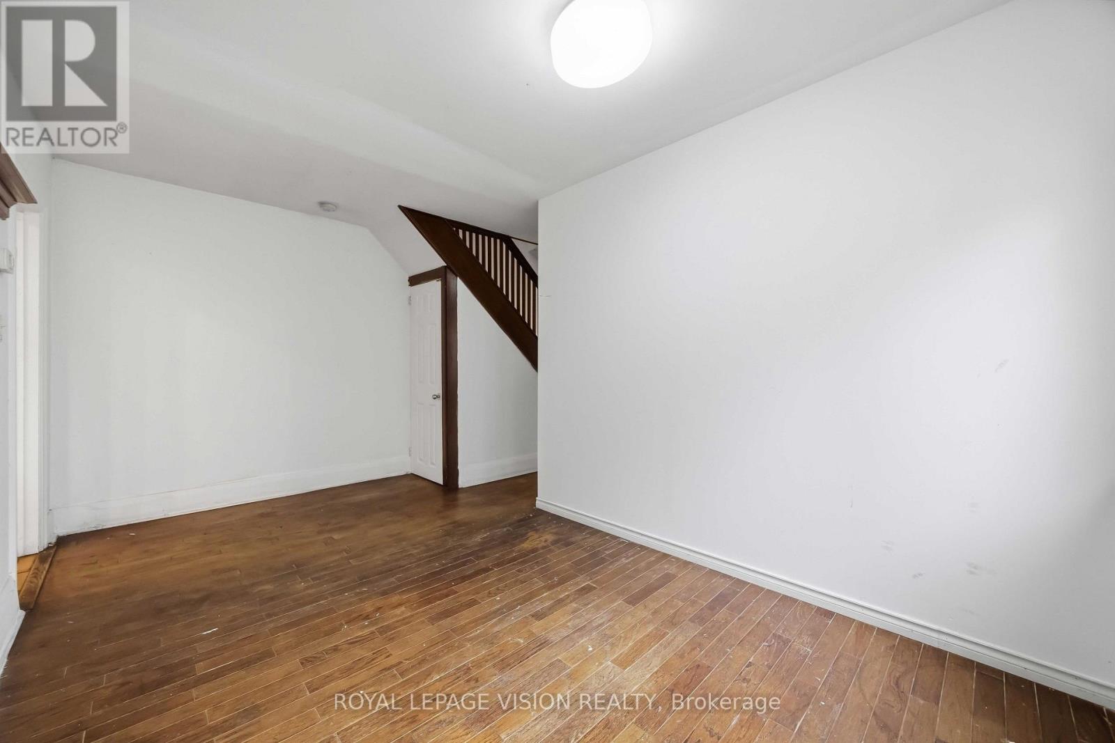 9 East Road, Toronto, ON photo 7