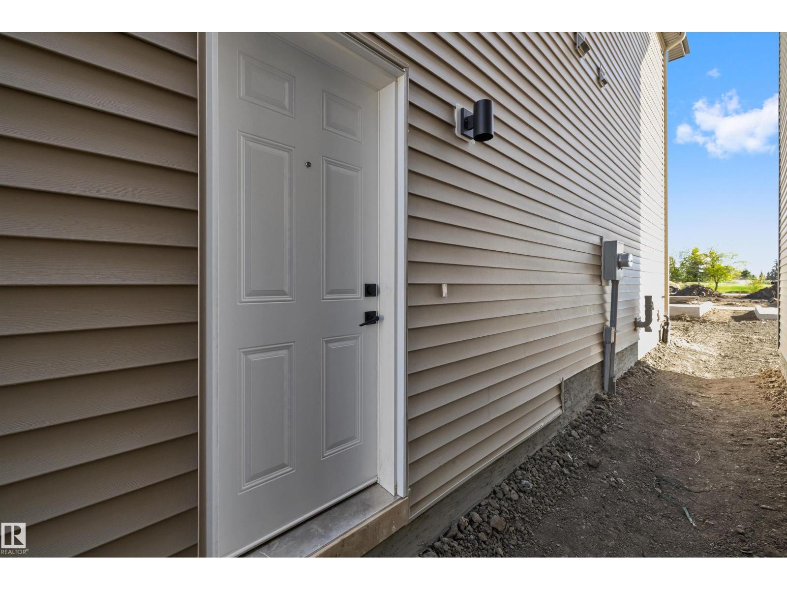 4207 63 ST - Image 38