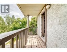 2003 Signal Hill Green SW - photo 14