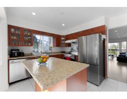 7991 138a Street, Surrey, BC V3W7E8 Photo 6