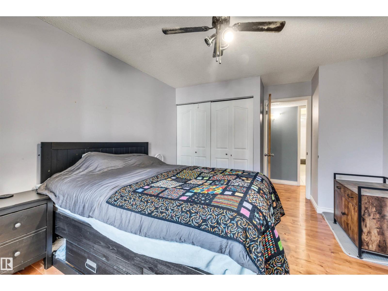 10539 84 ST NW - 23