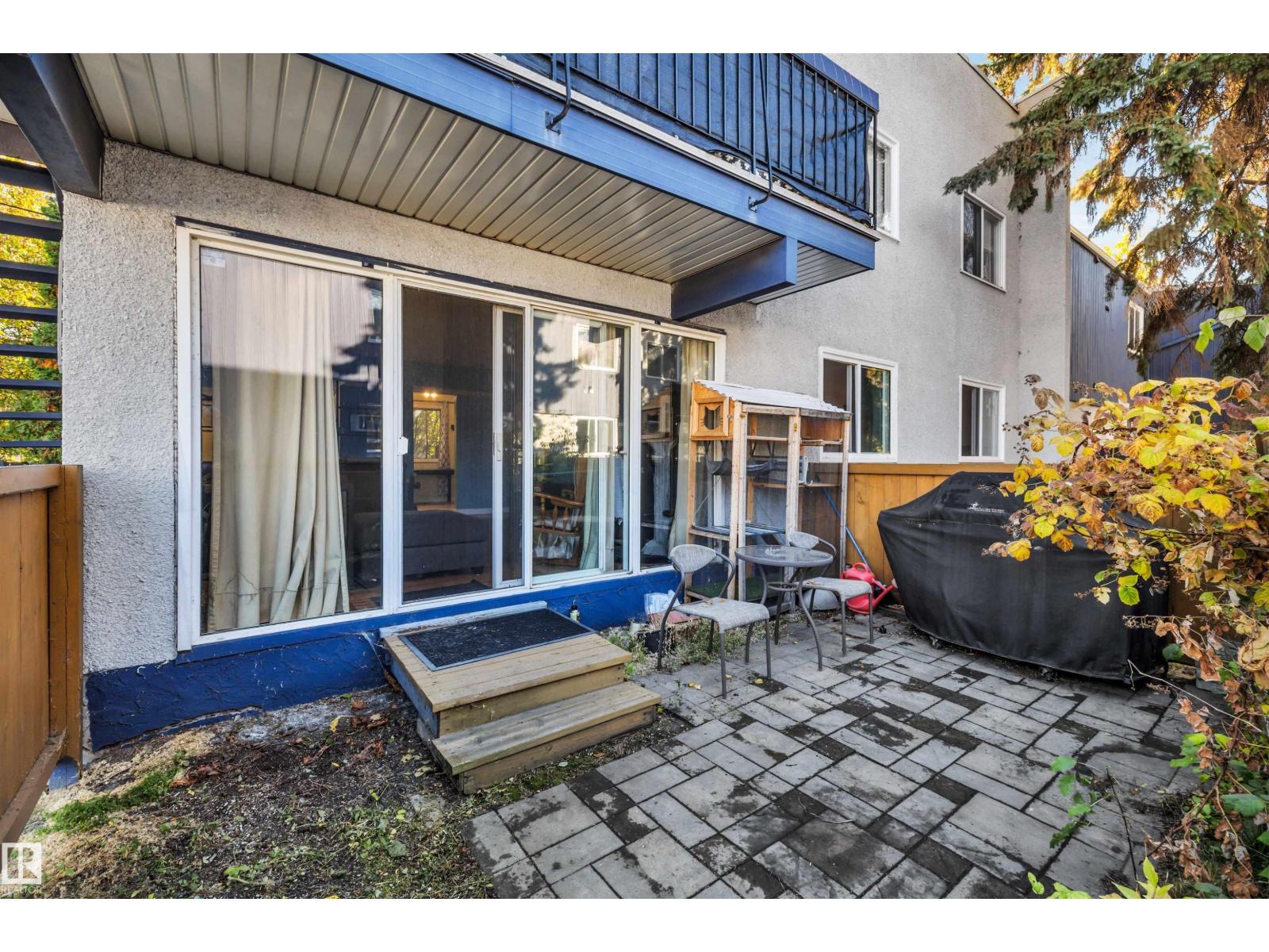 10539 84 ST NW - 32