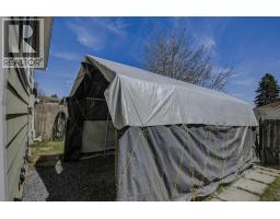 184 Erin Croft Crescent SE - photo 28