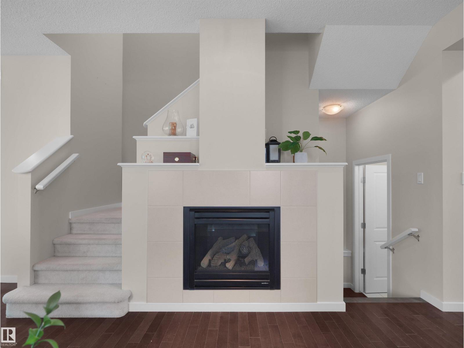 9764 221 ST NW - 9