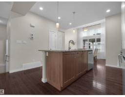 9764 221 St Nw, Edmonton, AB T5T4M1 Photo 10