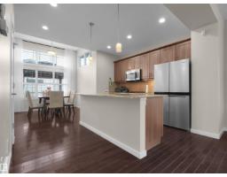9764 221 St Nw, Edmonton, AB T5T4M1 Photo 11