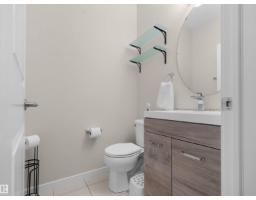 9764 221 St Nw, Edmonton, AB T5T4M1 Photo 16